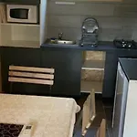 אתר קמפינג Avec Terrasse - 5 Pers. - Api-1-52-1998